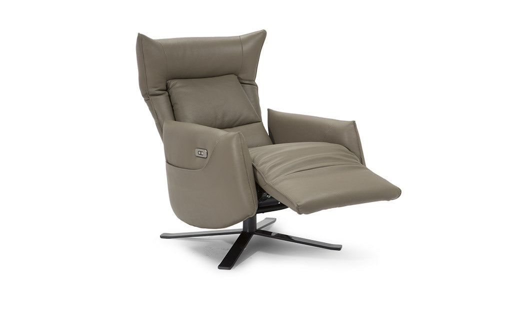 Кожаное кресло реклайнер Relax Lux.